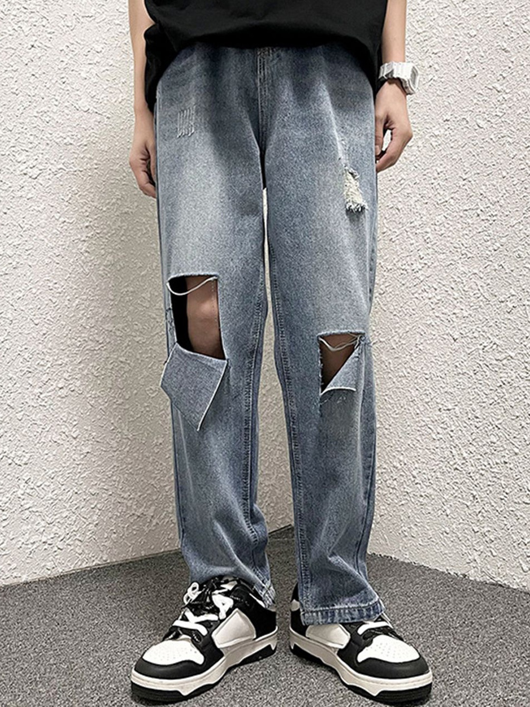 

StyleCast Men Relaxed Fit Highly Distressed Jeans, Blue