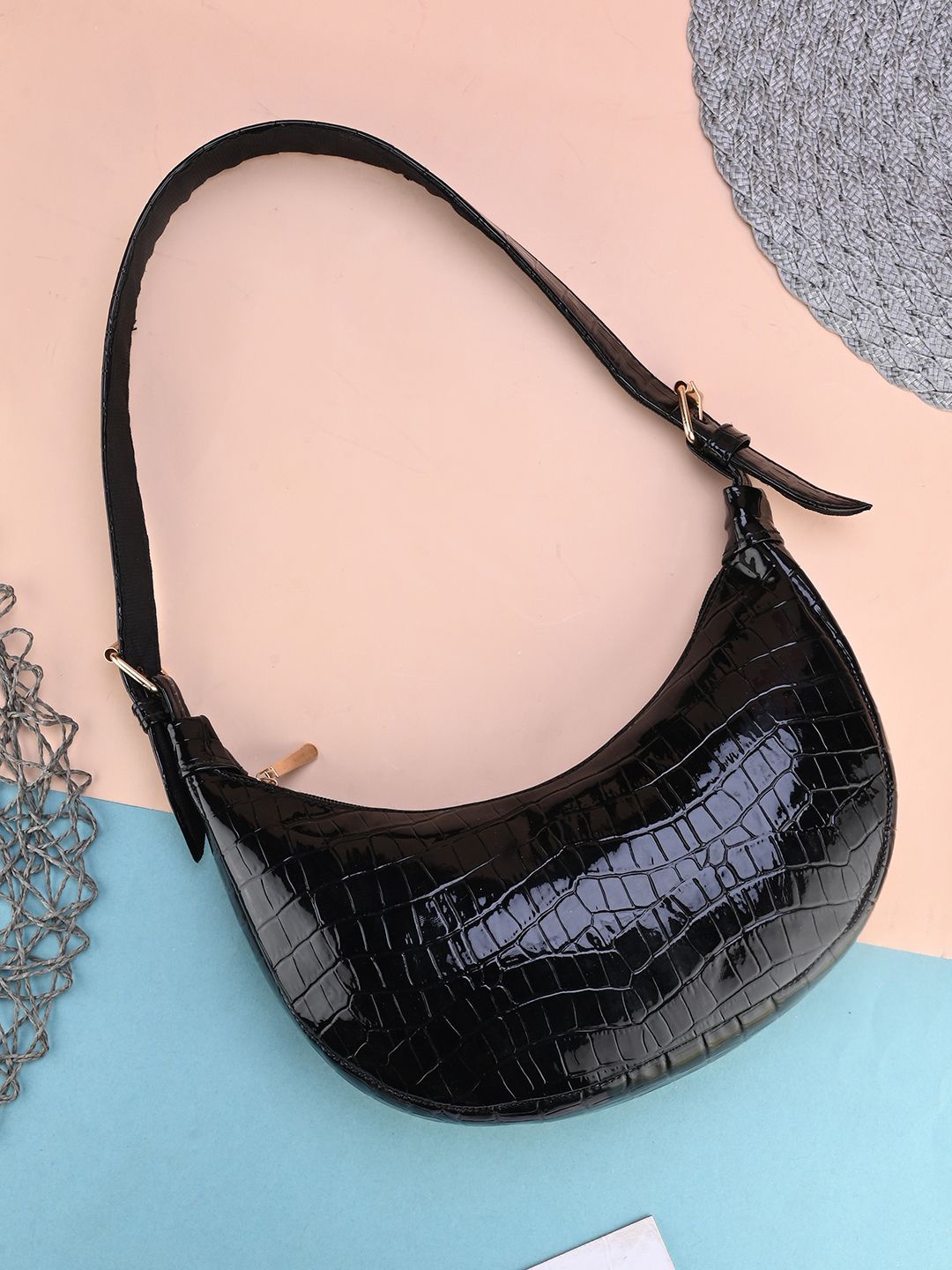 

ARKDAS Women Textured Structured Shoulder Bag with Quilted, Black