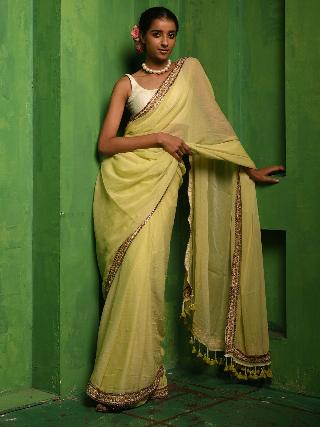 

HUTS AND LOOMS Cotton Saree with Lace Border, Yellow