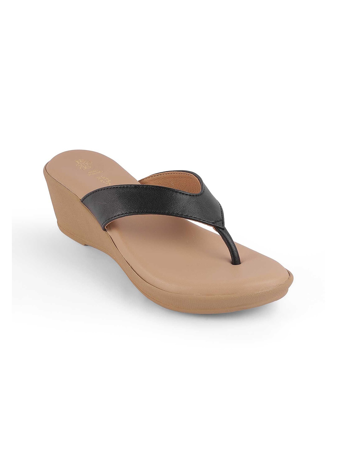 

Tresmode Women Solid Wedge Sandals, Black