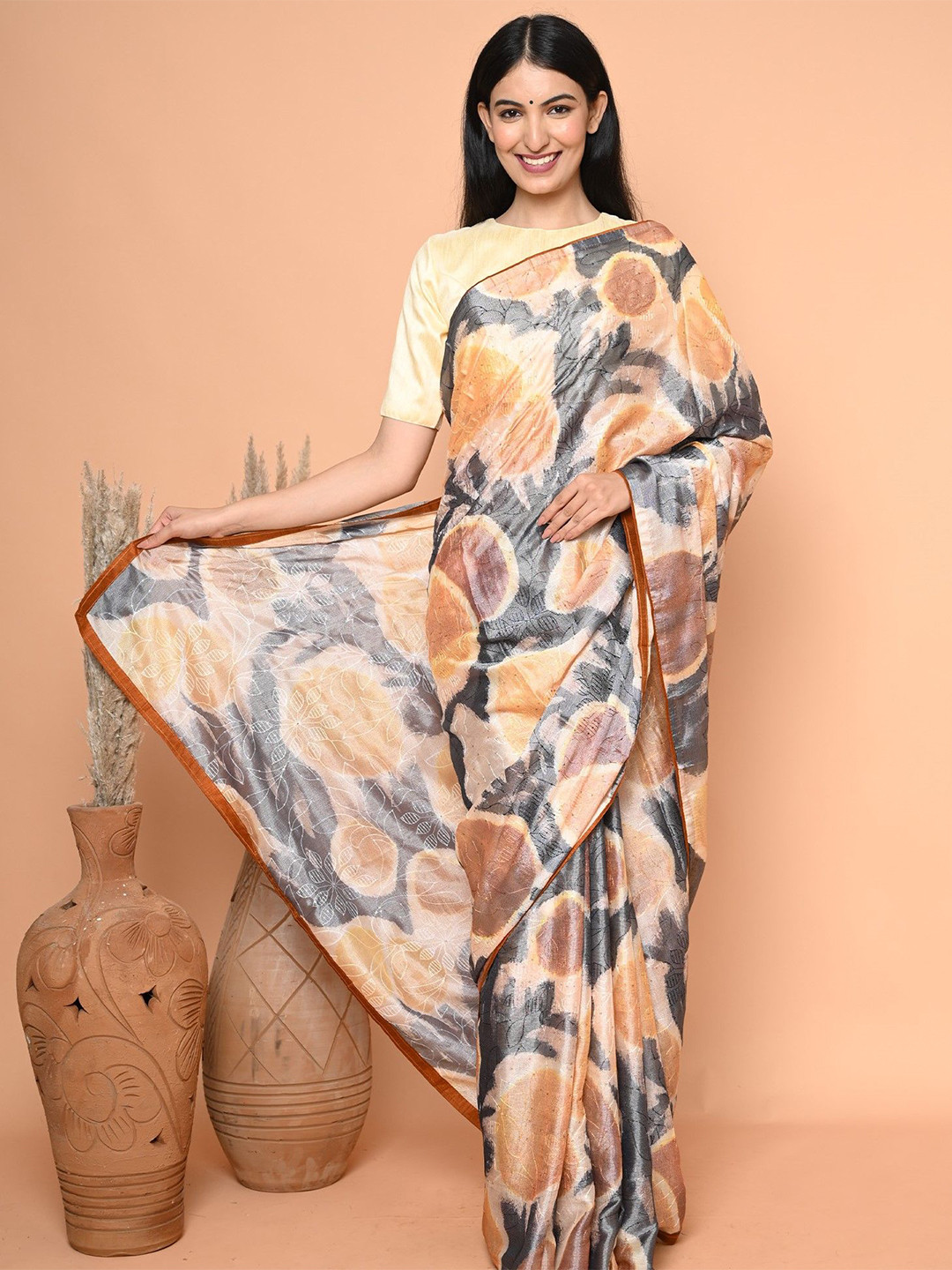 

BEATITUDE Floral Embroidered Ready to Wear Saree, Peach