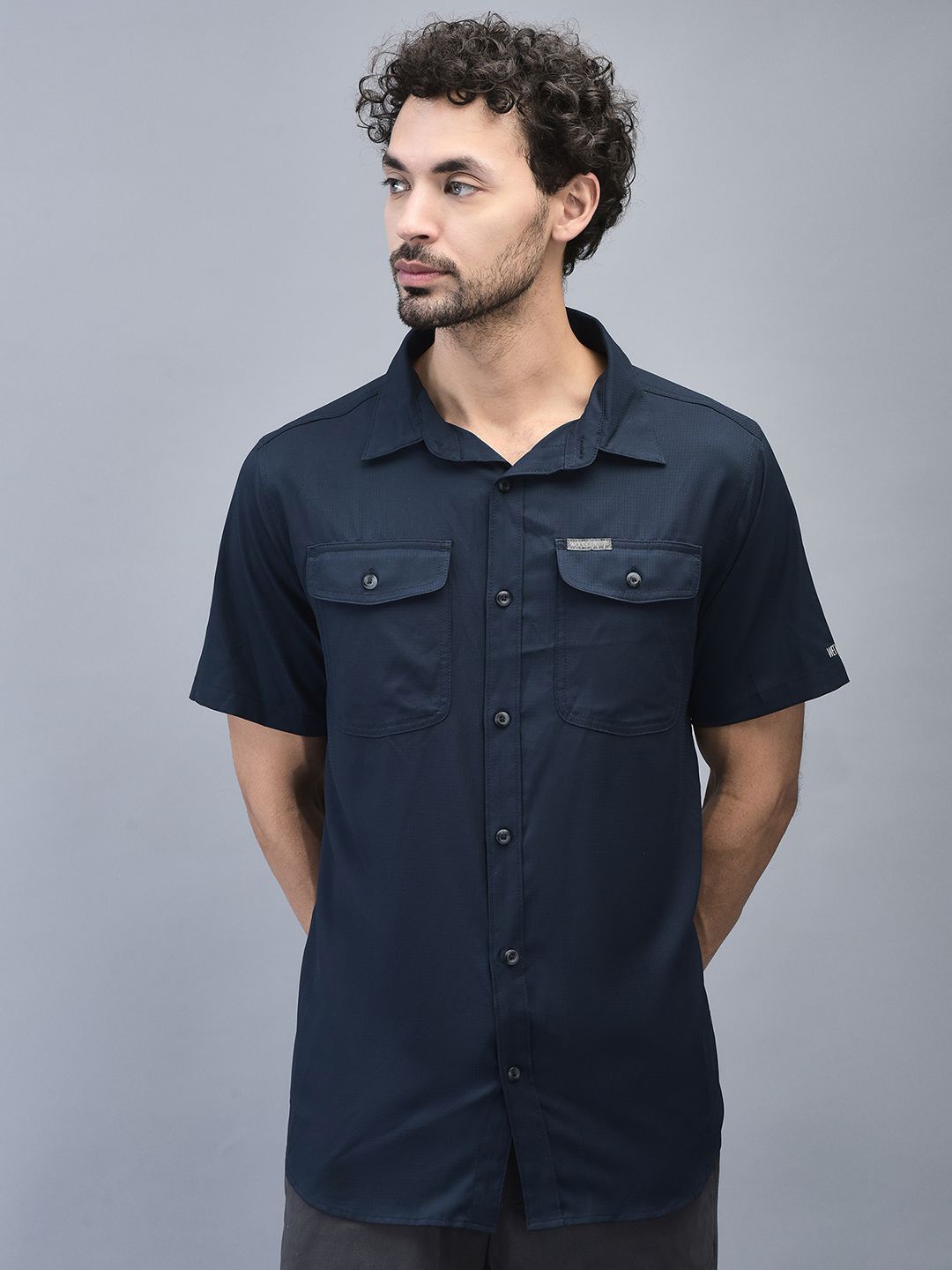 

Woodland Men Spread Collar Solid Casual Shirt, Navy blue