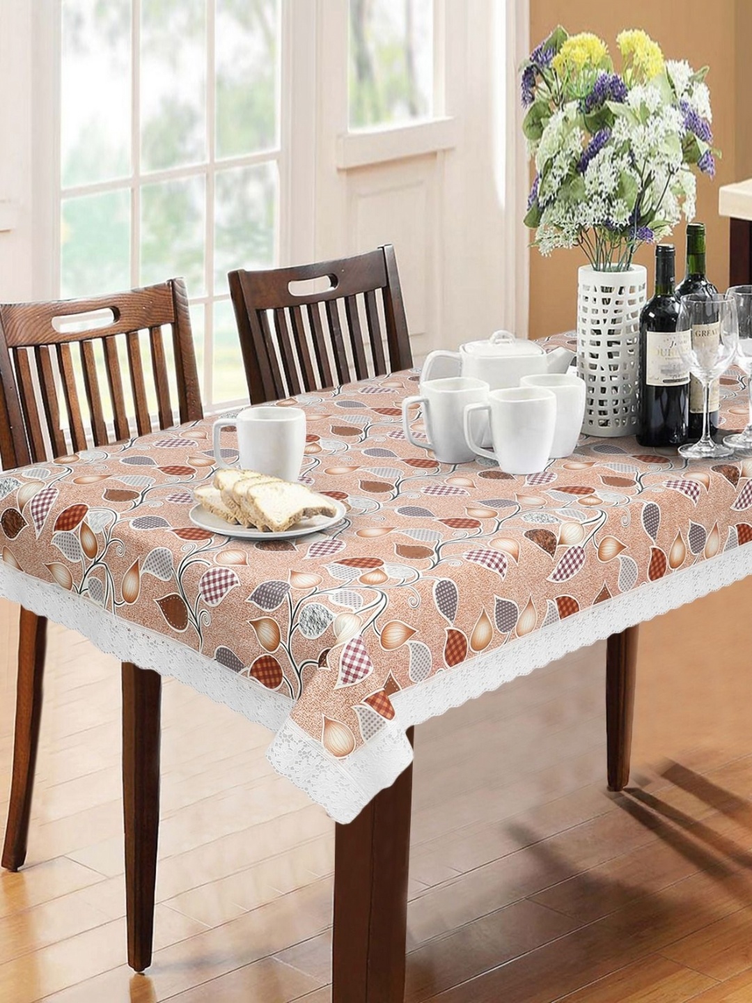 

LooMantha Beige & Grey Floral Printed 6 Seater Table Cover