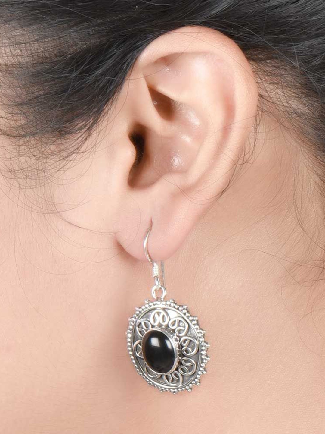 

Indianshelf 92.5 Sterling Silver Stone Studded Contemporary Drop Earrings