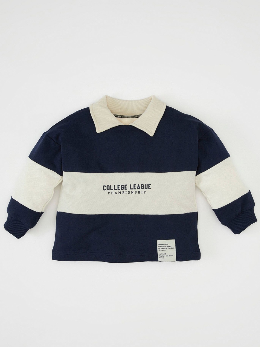

DeFacto Boys Printed Pure Cotton Sweatshirt, Navy blue