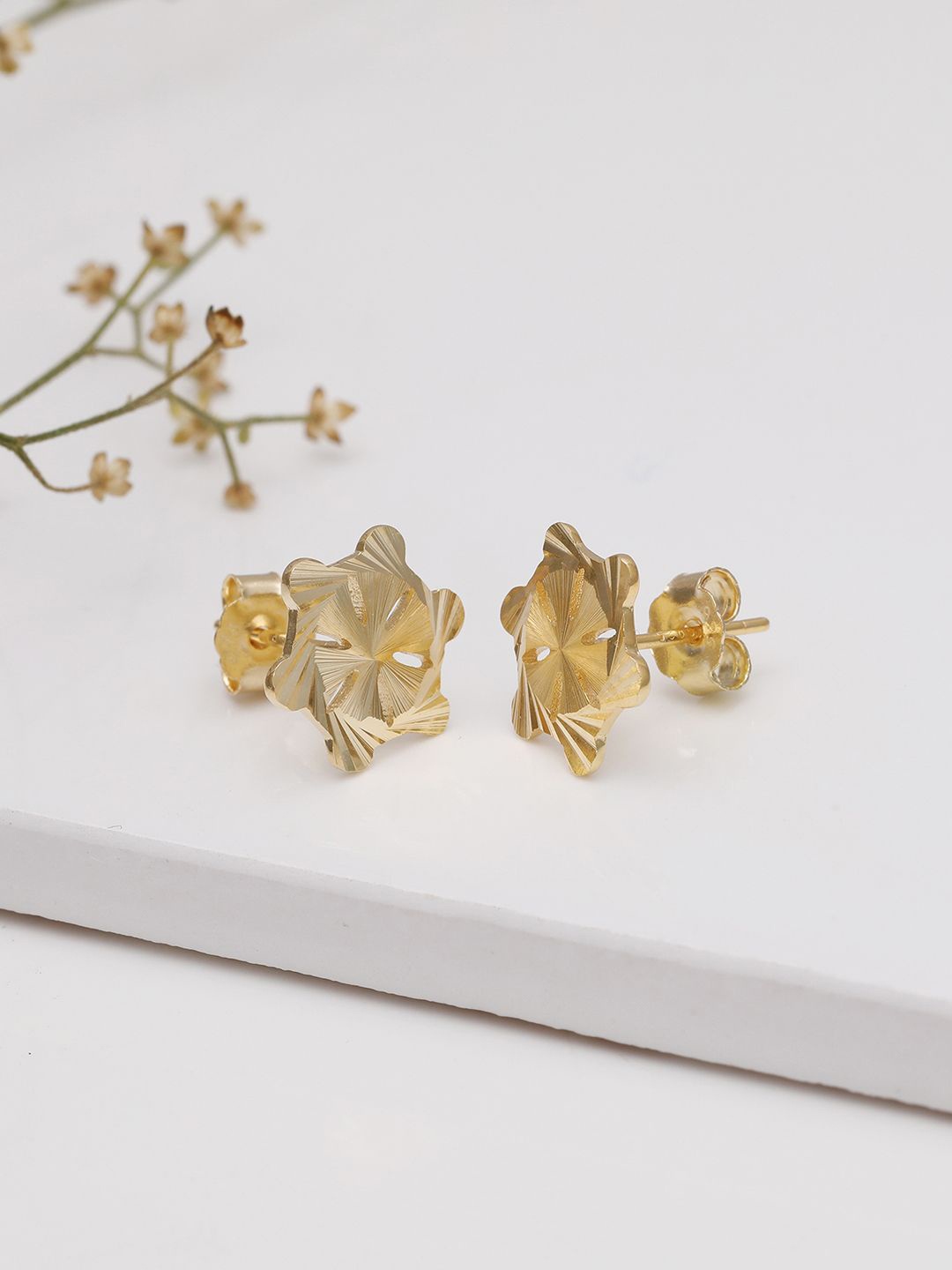 

GIVA Gold Plated 925 Silver Floral Studs