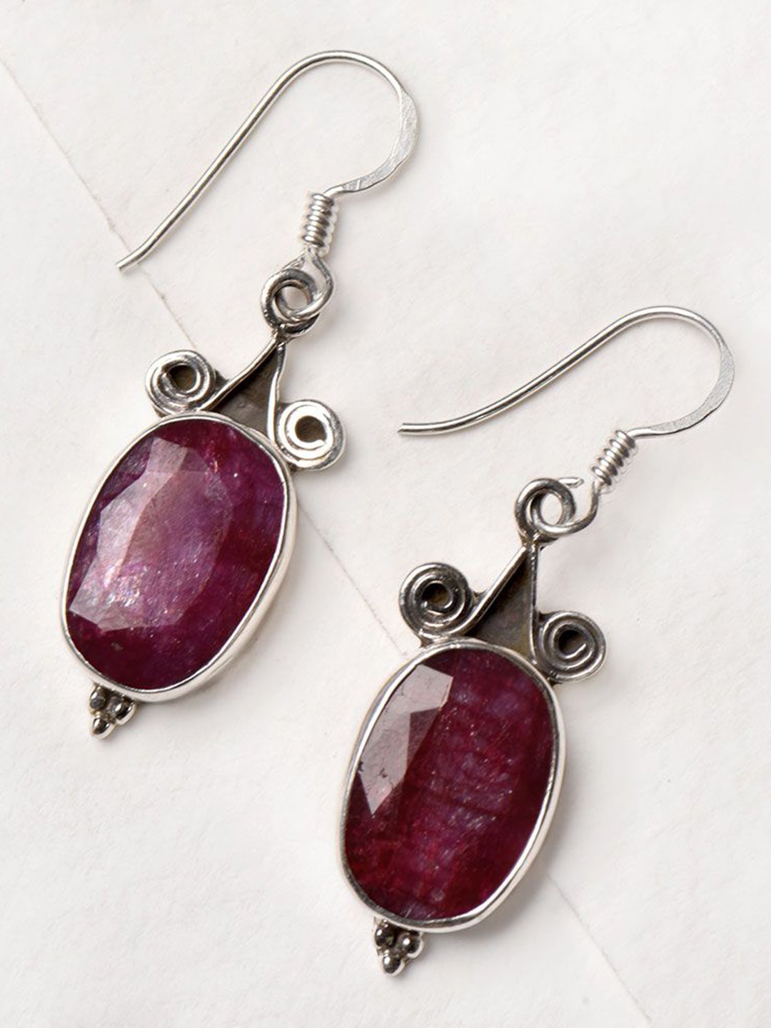 

Indianshelf 92.5 Sterling Silver Stone Studded Drop Earrings