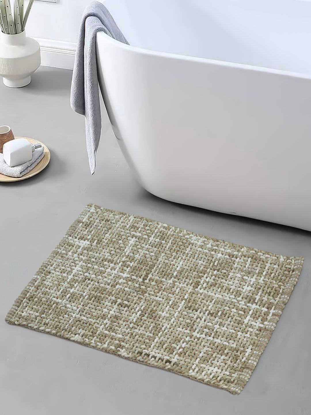 

HOMADORN Brown & White Textured 500 GSM Anti Skid Bath Rugs