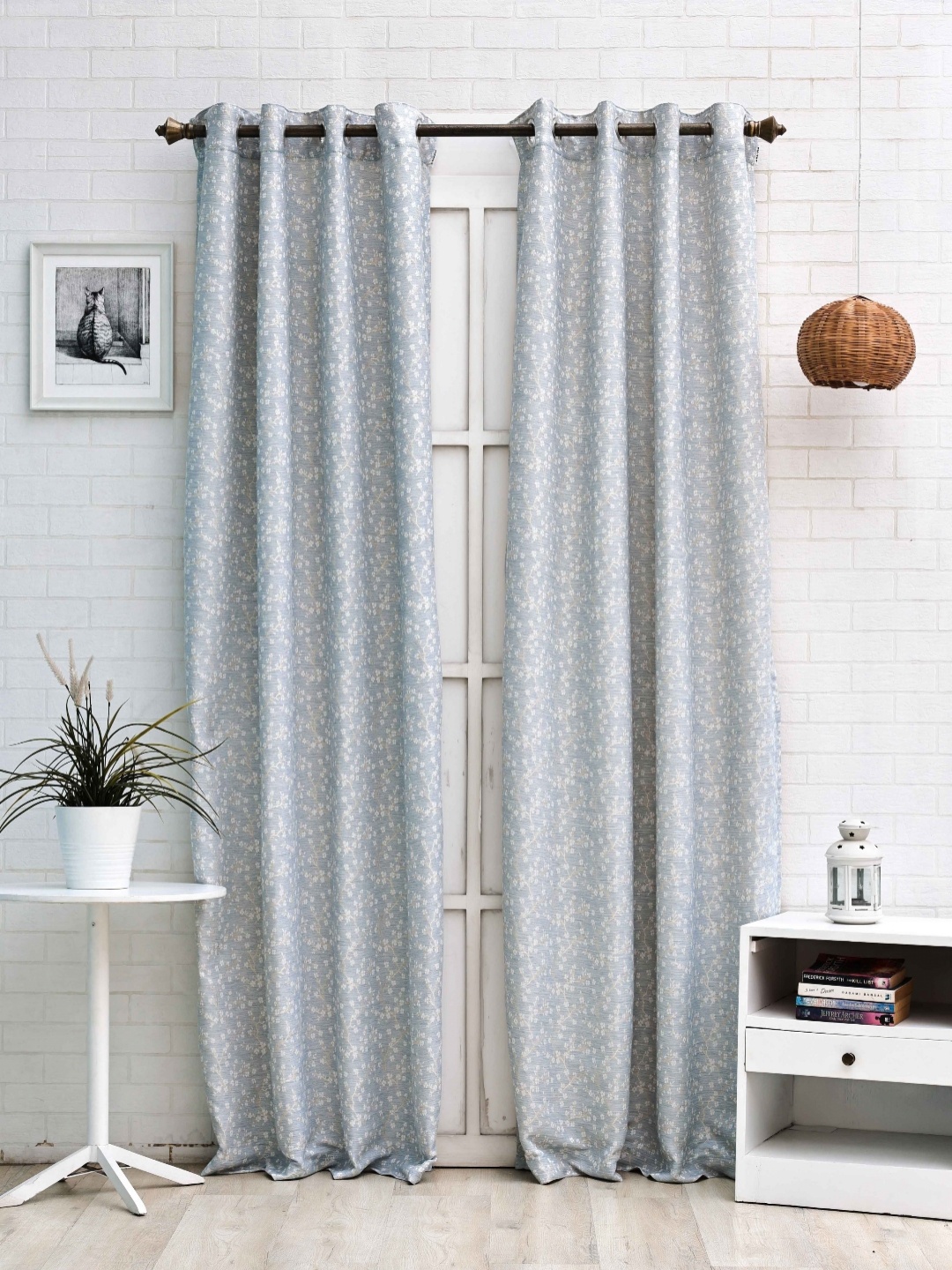 

Ariana Blue & White Floral Room Darkening Long Door Curtain