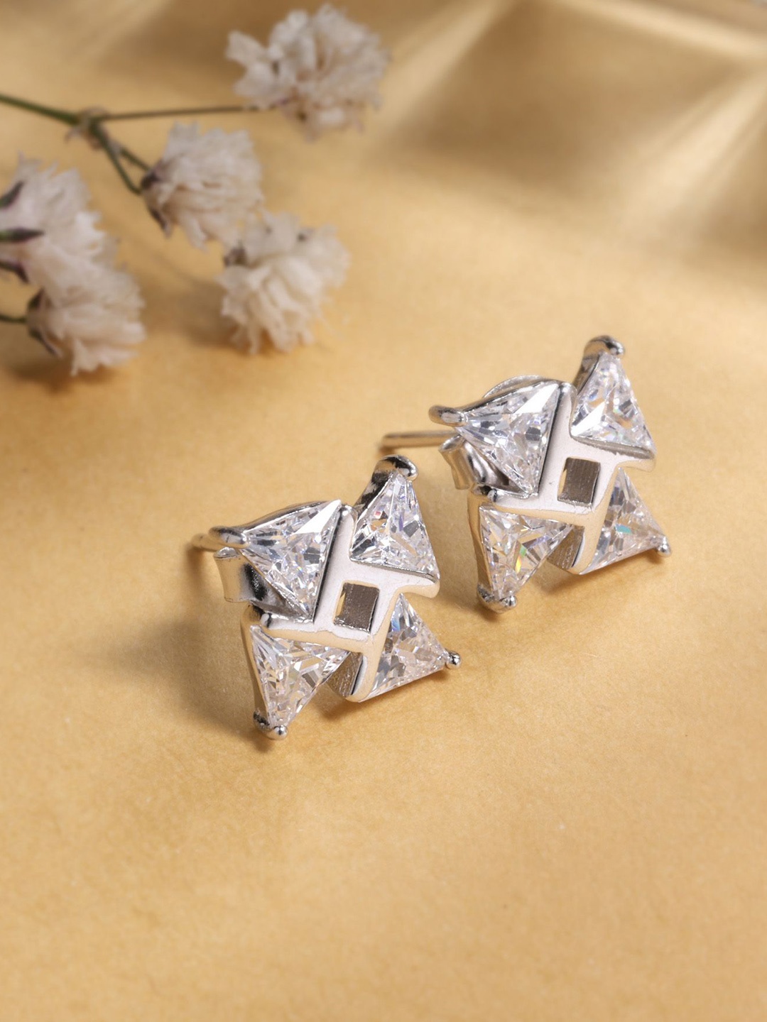 

DEESSA 925 Sterling Silver Rhodium-Plated Contemporary Studs