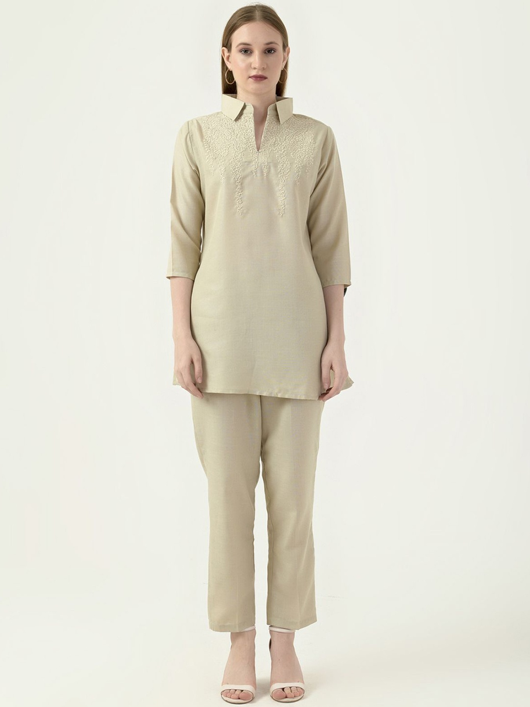 

Albion By CnM Self Design Shirt Collar Tunic With Trousers, Khaki