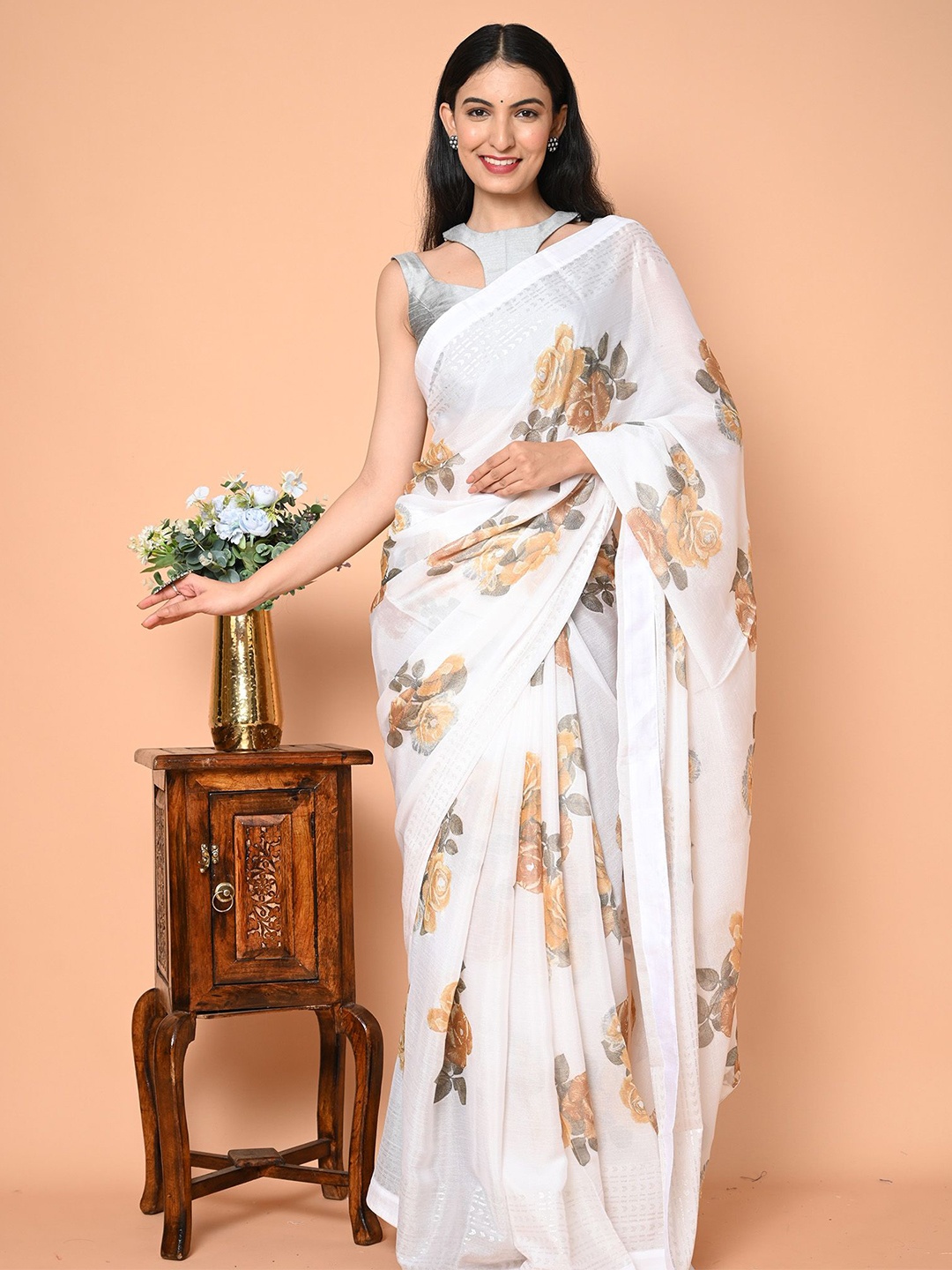 

BEATITUDE Floral Organza Saree, White