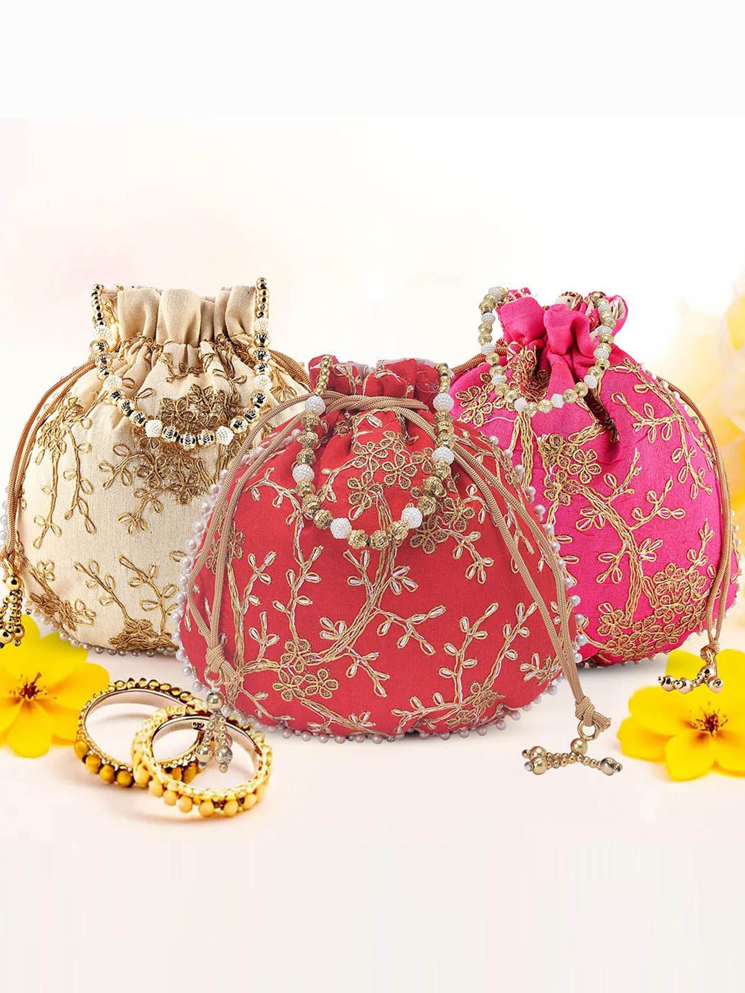 

Kuber Industries Set of 3 Embroidered Potli Bags, Cream