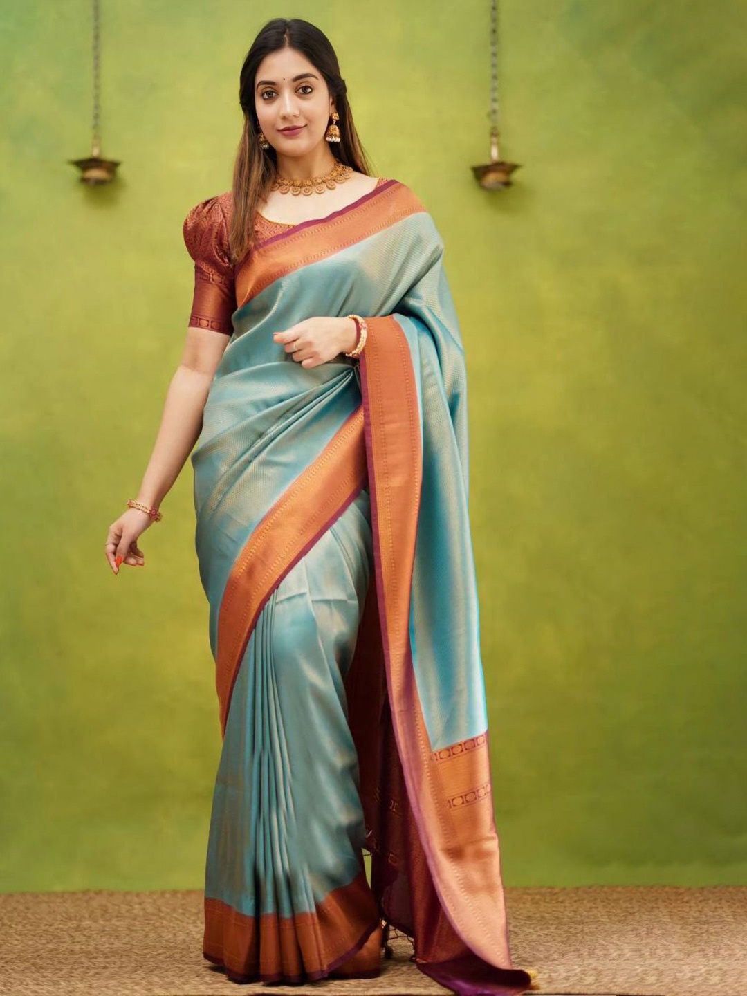 

Quelea Woven Design Zari Pure Silk Banarasi Saree, Sea green
