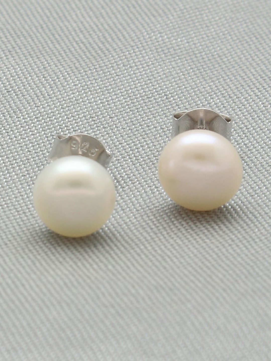 

Sri Jagdamba Pearls Dealer 925 Sterling Silver Pearl Circular Studs