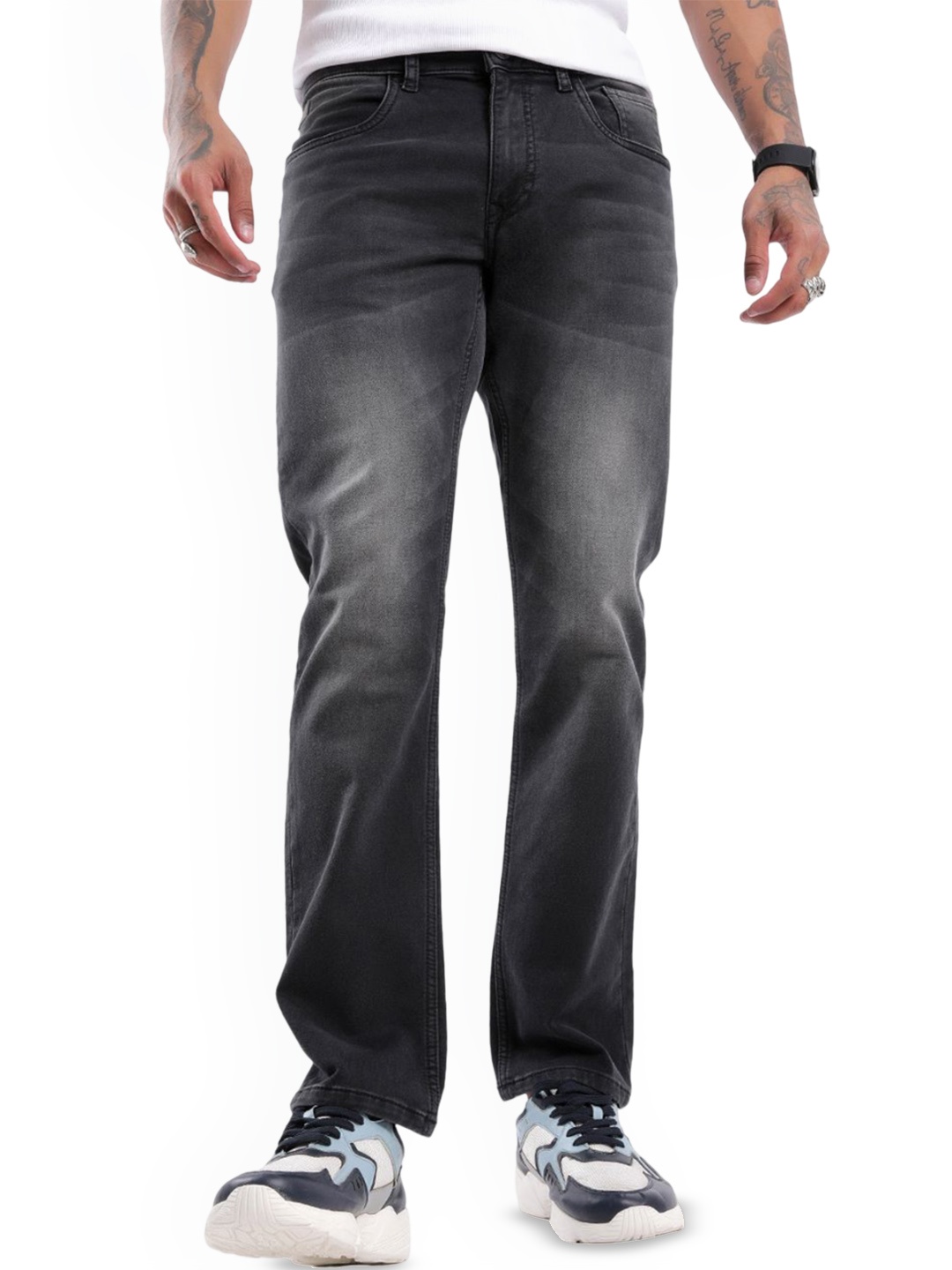 

WROGN Men Straight Fit Mildly Distressed Light Fade Jeans, Grey