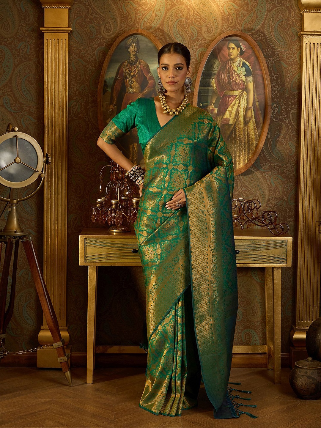

Dori Woven Design Zari Banarasi Saree, Green