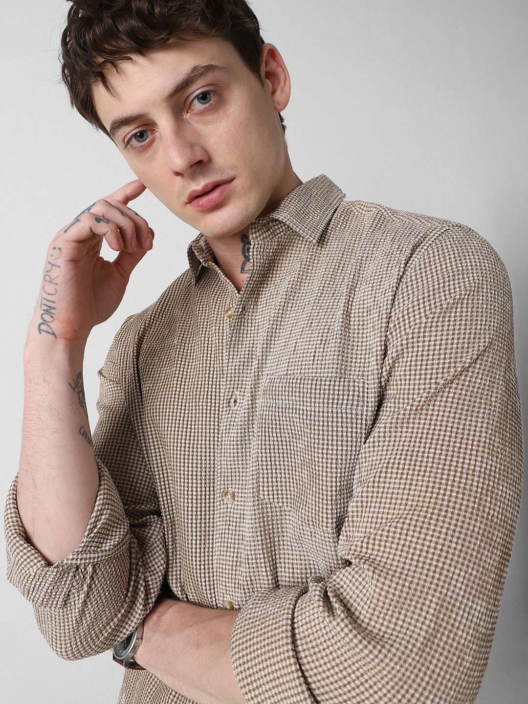 

VASTRADO Men Classic Spread Collar Solid Slim Fit Casual Shirt, Brown