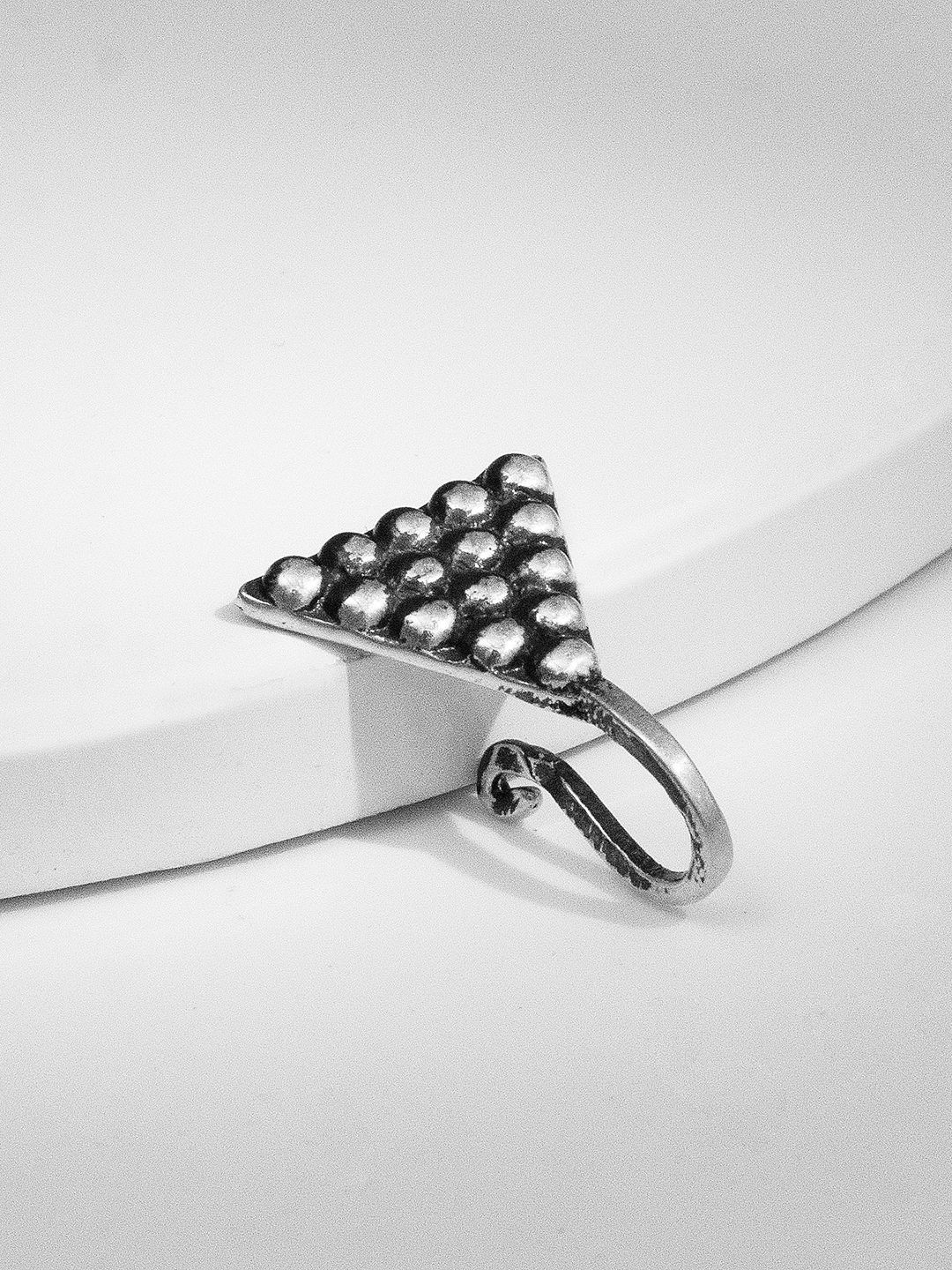 

GIVA 925 Sterling Silver Plated Oxidised Septum Nosepin