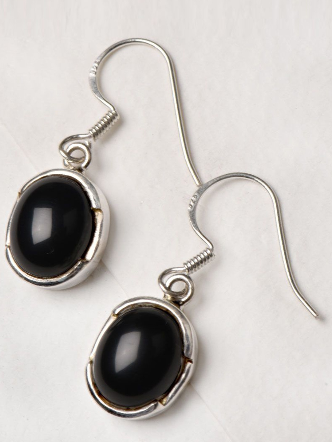 

Indianshelf 92.5 Sterling Silver Contemporary Artificial Beaded Drop Earrings