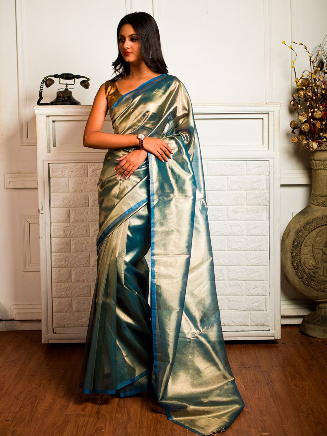 

Uttariya Tissue Saree, Turquoise blue