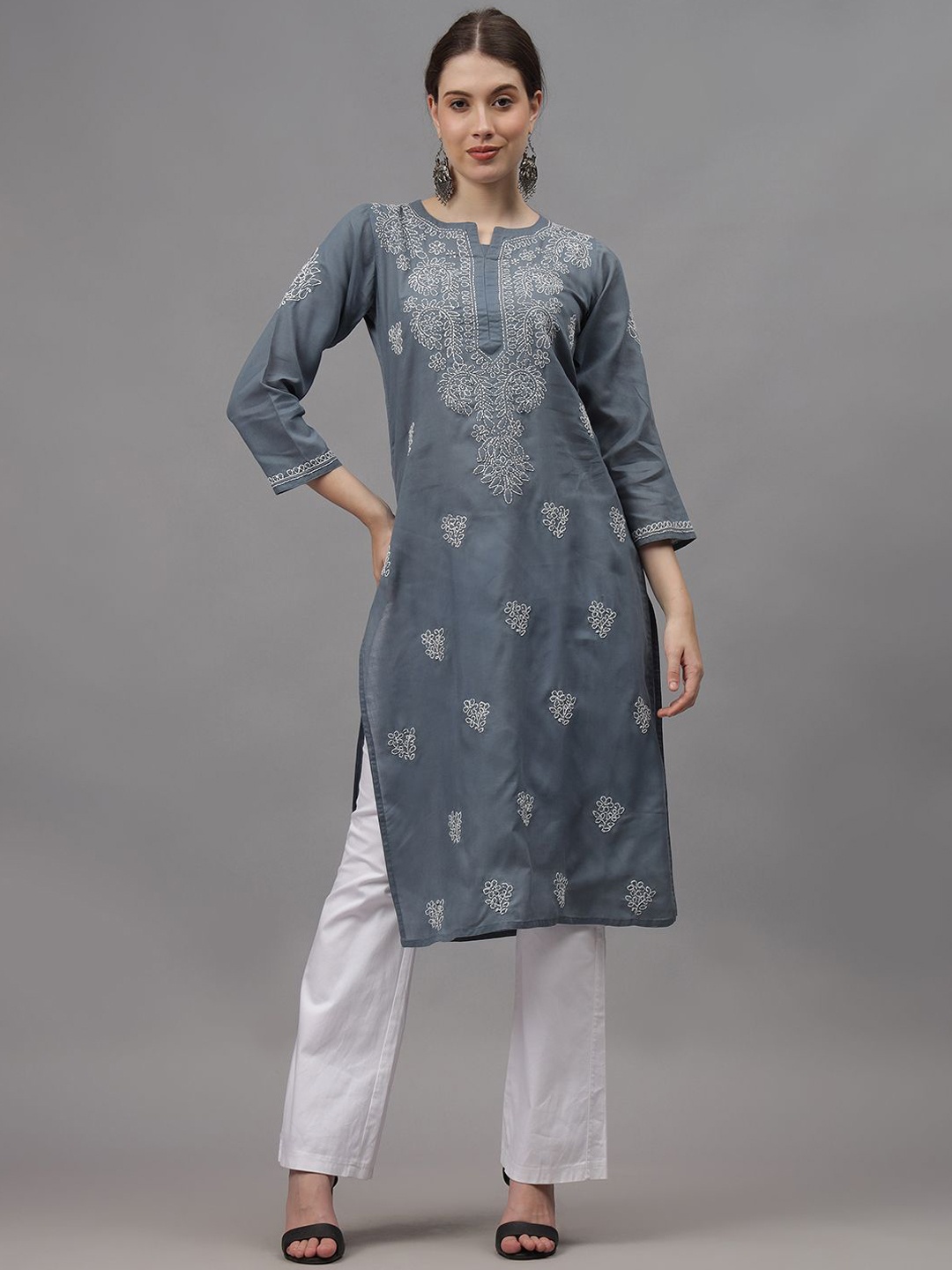 

Seva Chikan Ethnic Motifs Embroidered Chikankari Cotton Straight Kurta, Grey