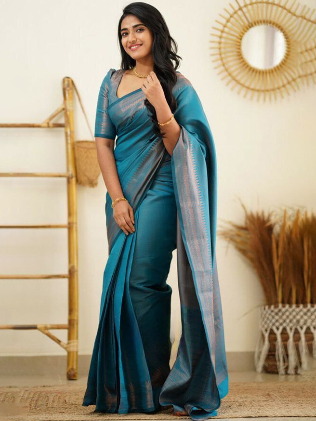 

Quelea Woven Design Zari Pure Silk Banarasi Saree, Sea green