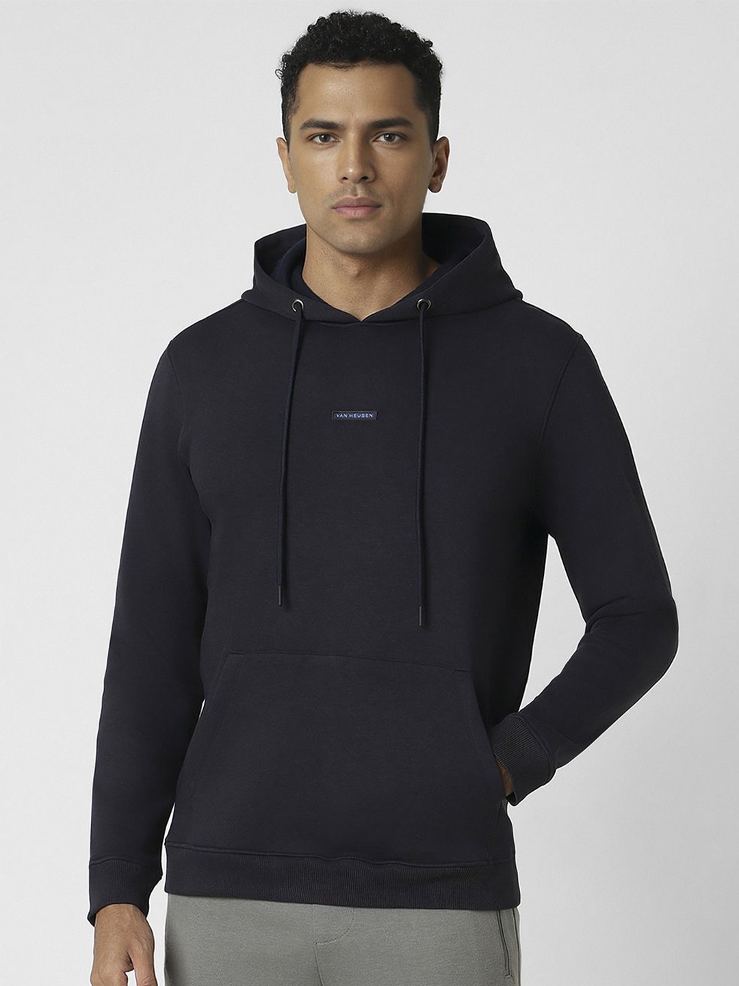 

Van Heusen Flex Men Hooded Sweatshirt, Navy blue