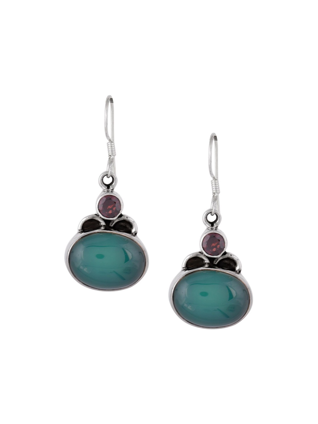 

Indianshelf 92.5 Sterling Silver Stone Studded Contemporary Drop Earrings