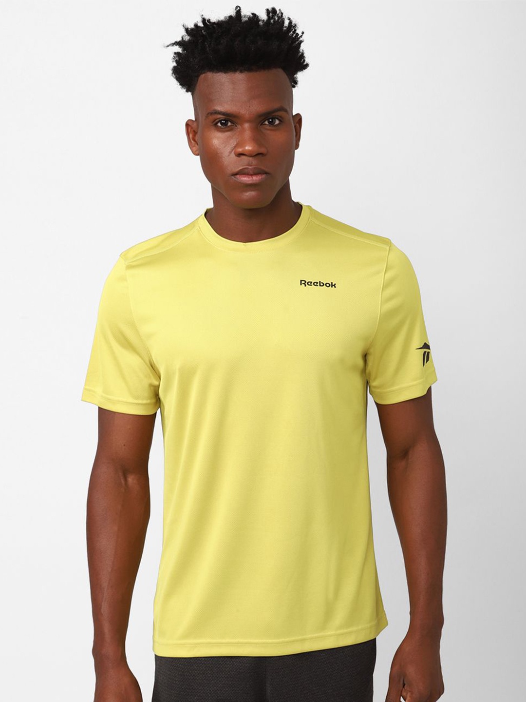 

Reebok Foundation Mesh Men Solid Round Neck T-Shirt, Yellow