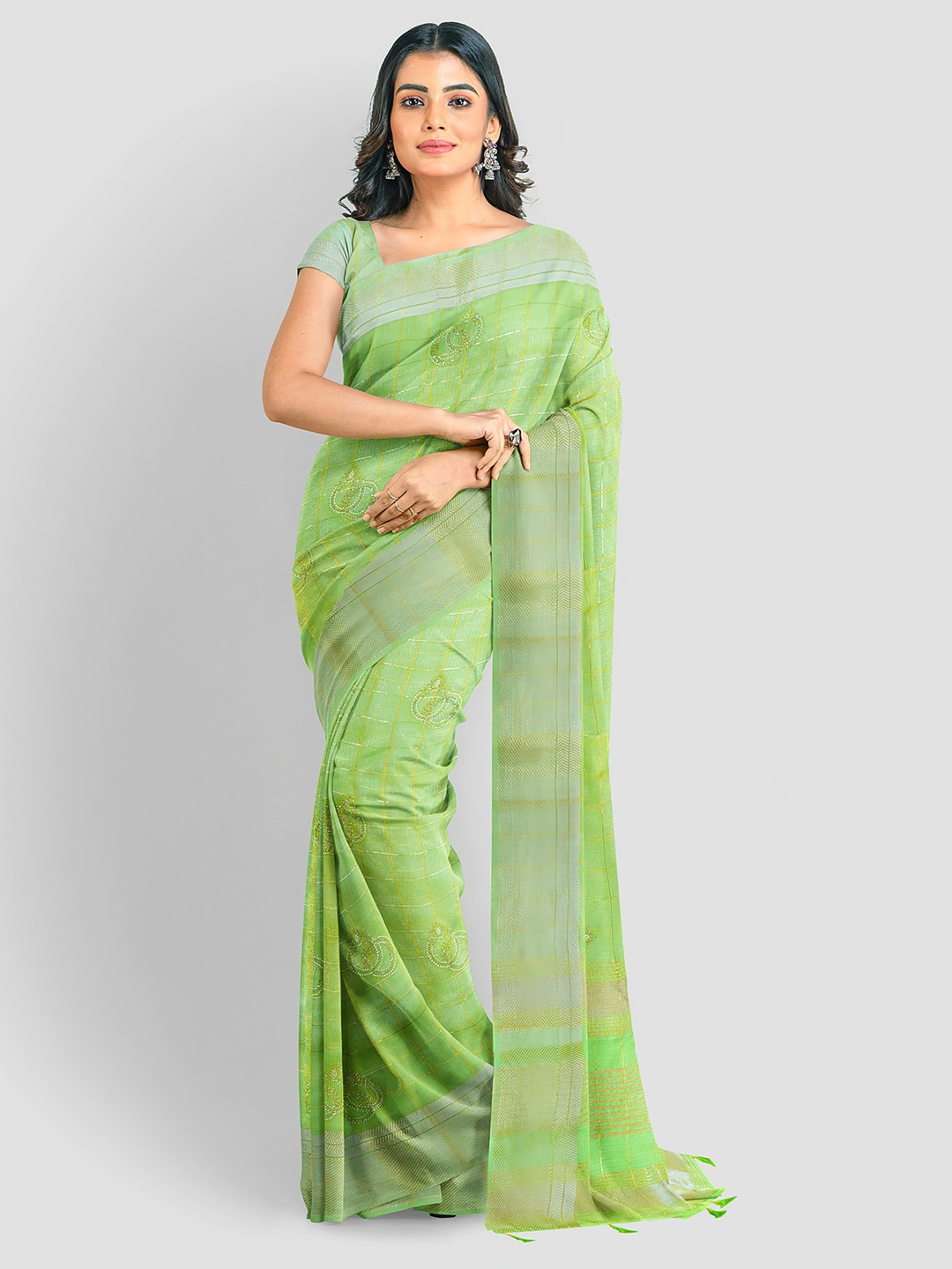 

Arron Creats Embellished Checked Beads and Stones Saree, Green