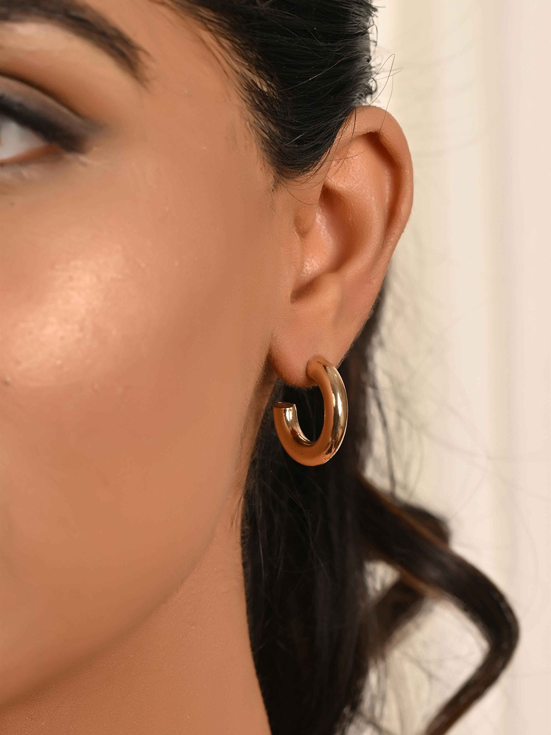 

Raf the label Gold-Plated Circular Half Hoop Earrings