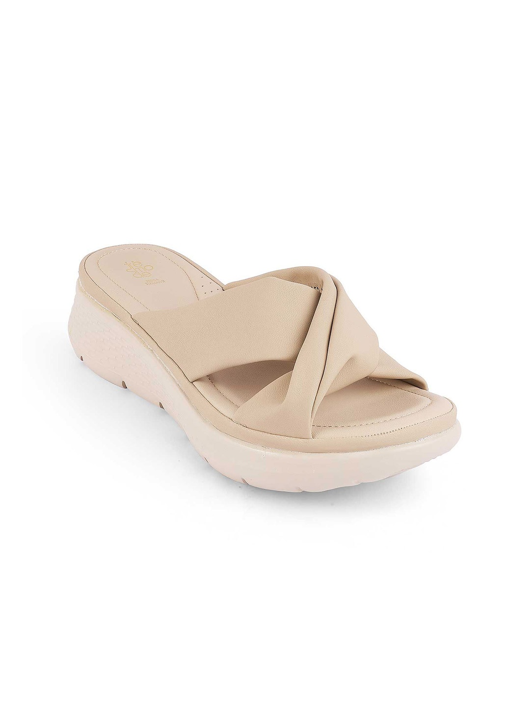 

Tresmode Women Solid Casual Wedge Sandals, Beige