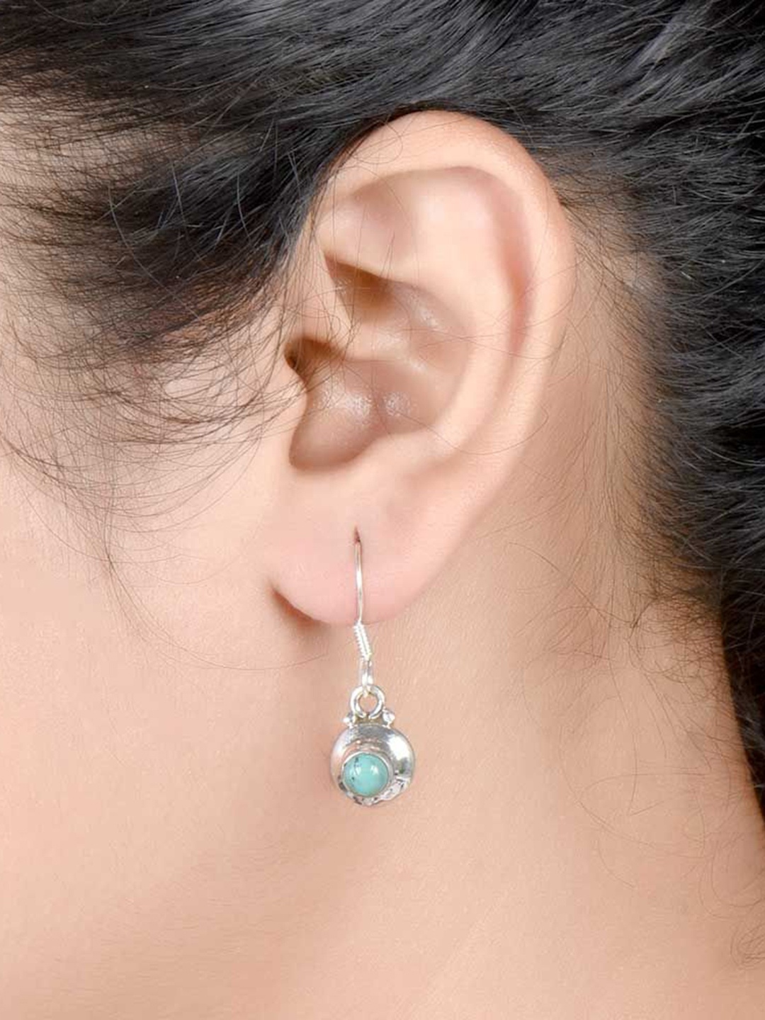 

Indianshelf 92.5 Sterling Silver Contemporary Drop Earrings