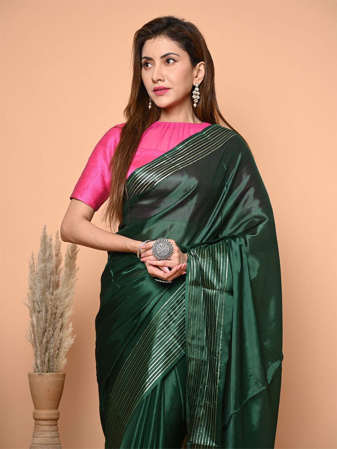 

BEATITUDE Solid Tissue Saree, Green