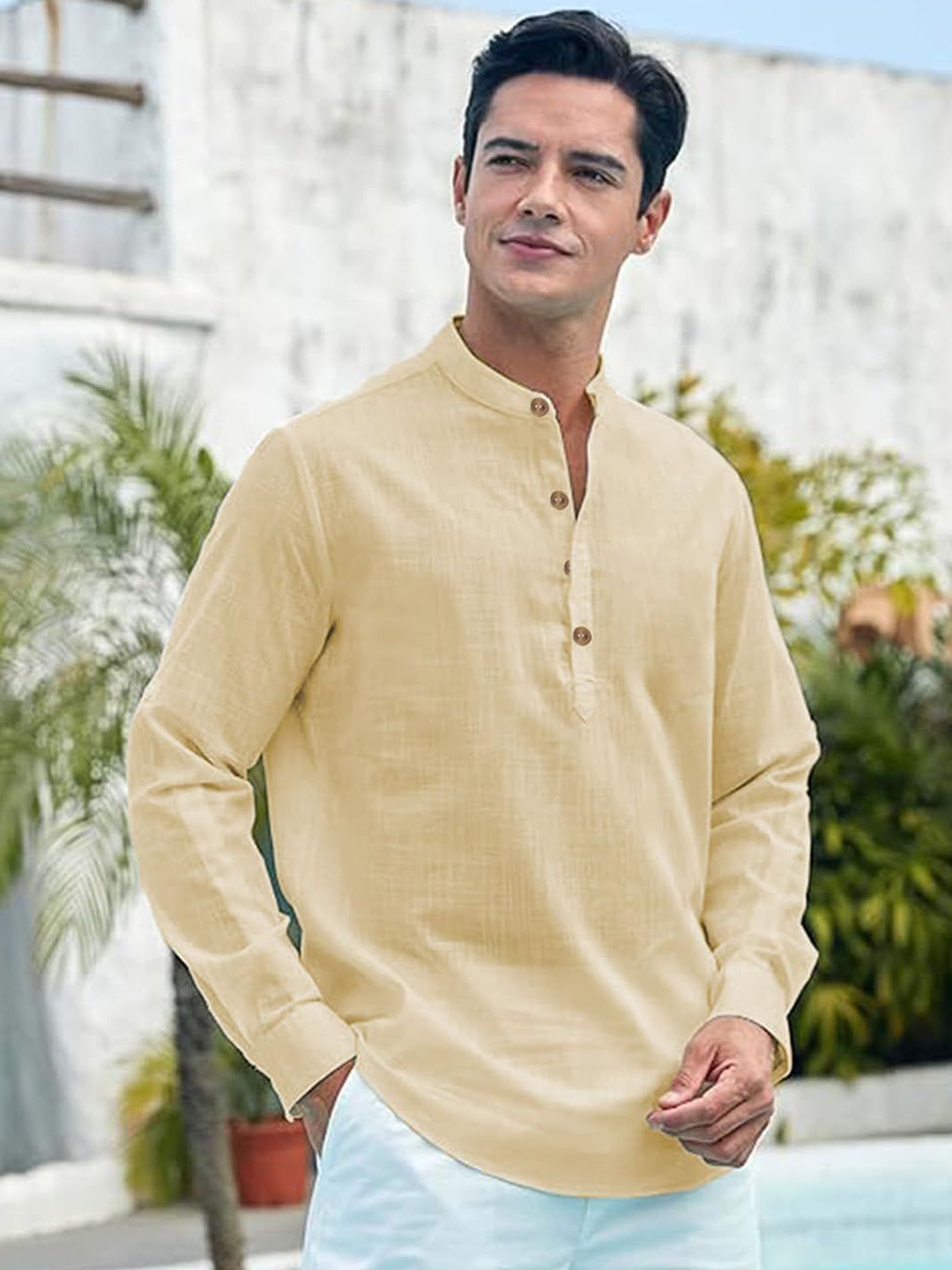 

Vida Loca Mandarin Collar Roll-Up Sleeves Straight Kurta, Beige