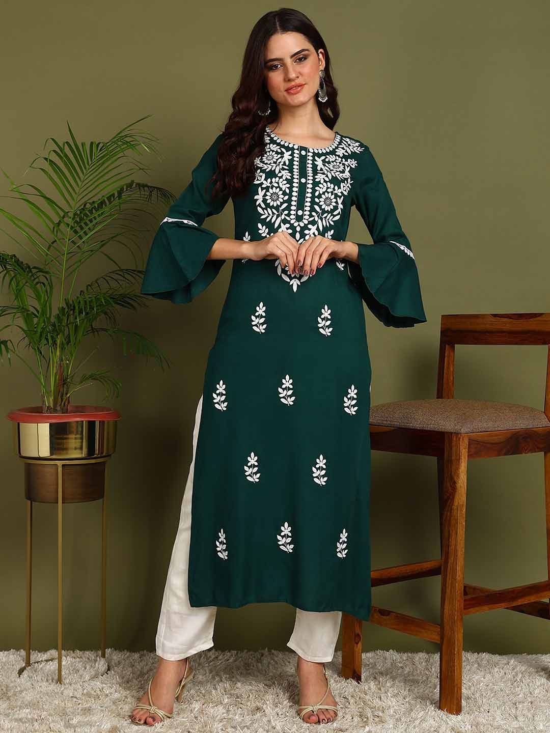 

Kapad Dwar Ethnic Motifs Embroidered Thread Work Straight Kurta, Green