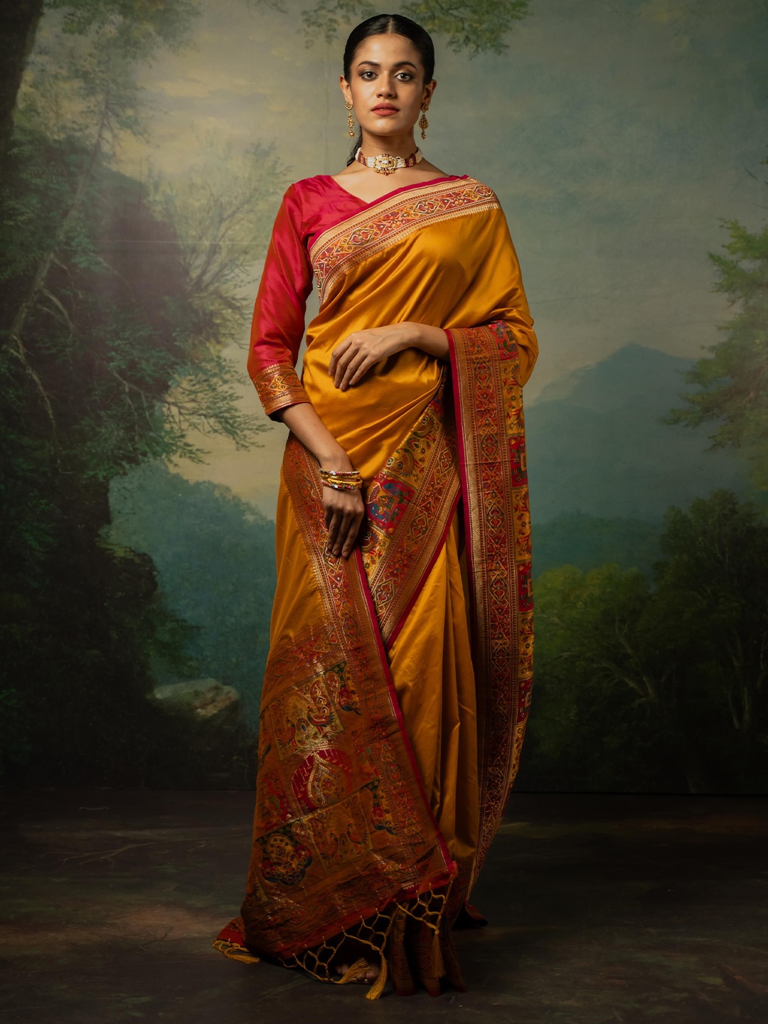 

Sangria Woven Design Zari Banarasi Saree, Yellow