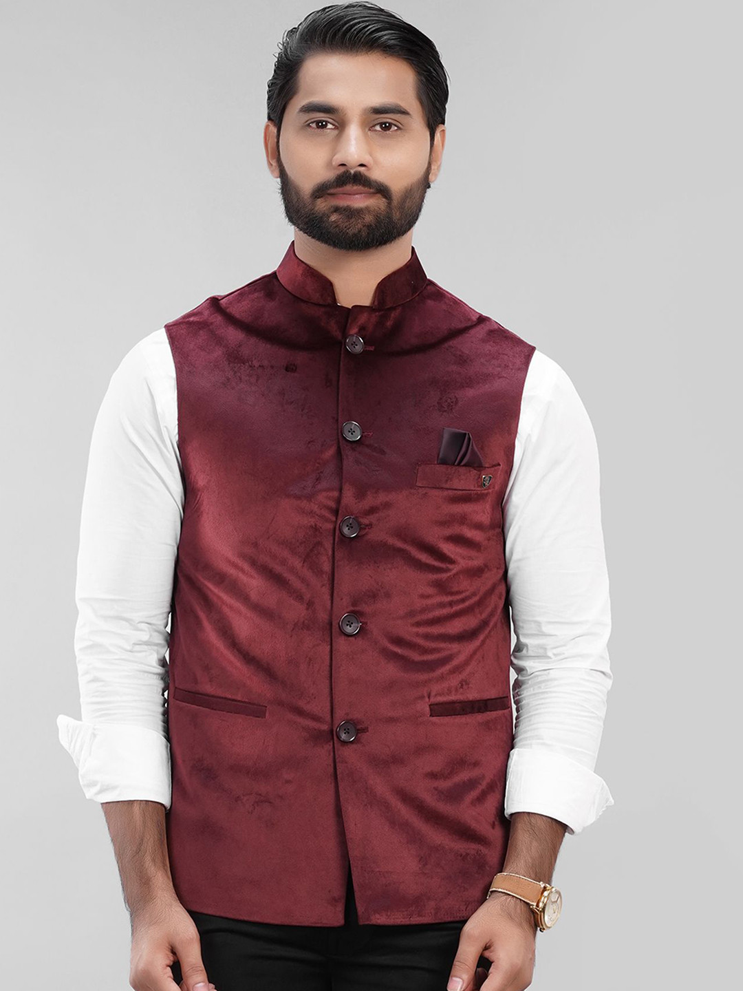 

LA'SCOOT Mandarin Collar Sleeveless Nehru Jacket, Maroon