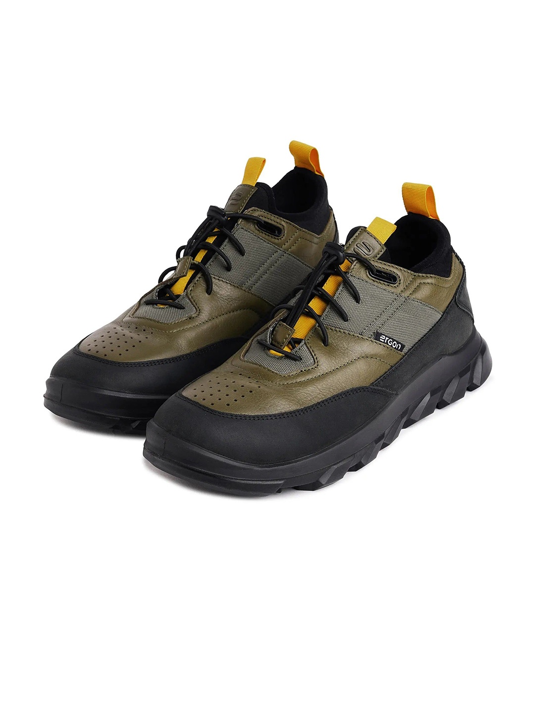 

ERGON Men Colourblocked Leather Trekking Shoes, Olive