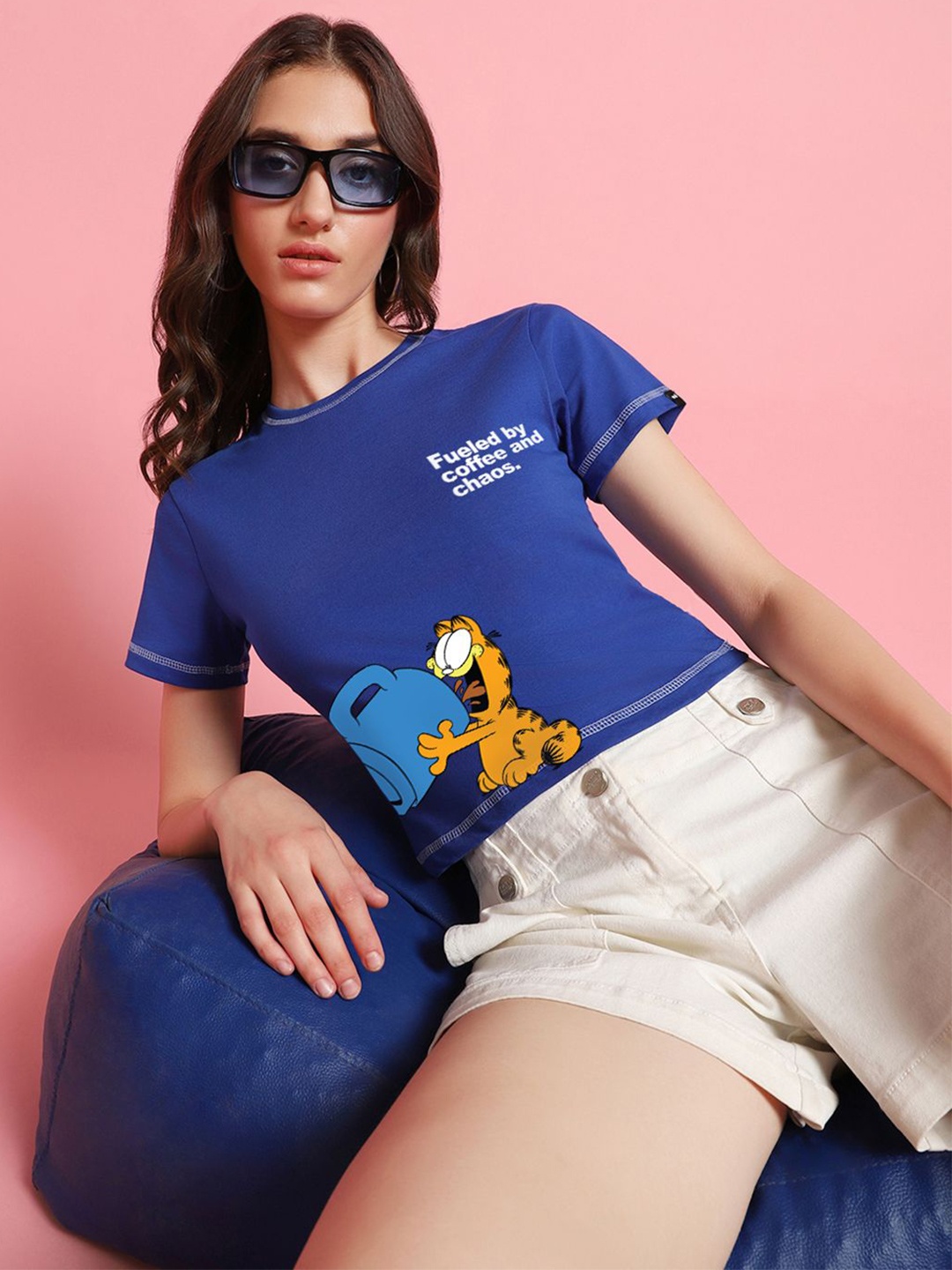 

Bewakoof Women Garfield Graphic Printed Round Neck Pure Cotton Crop Top, Blue