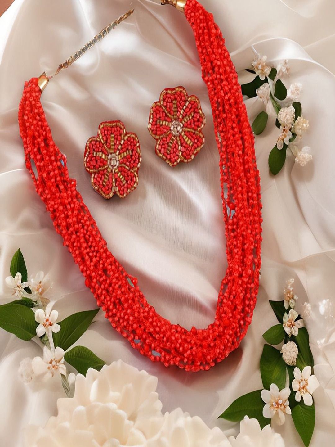 

UNIVERSITY TRENDZ Gold-Plated Pearls Beaded Jewellery Set