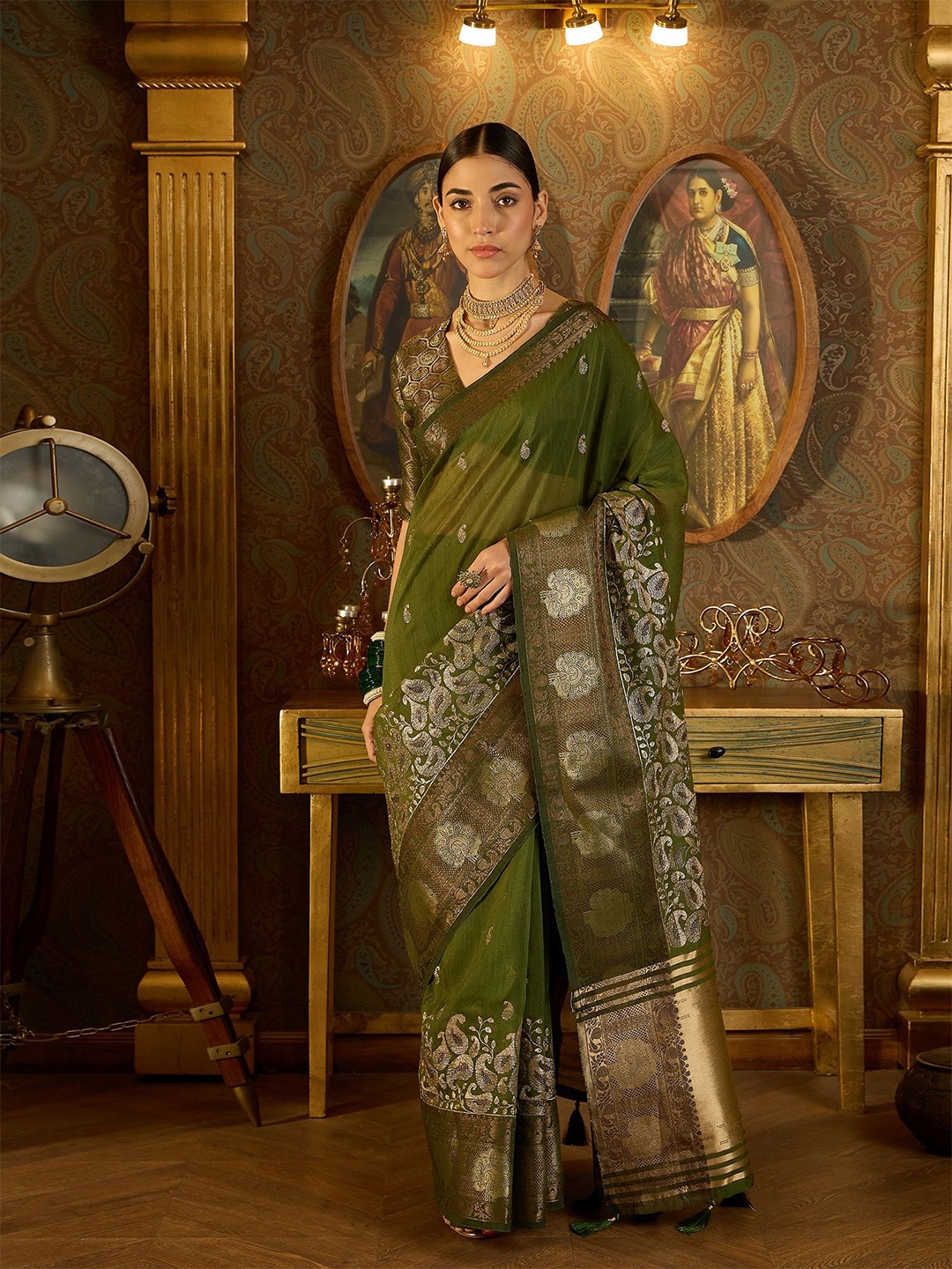 

Dori Woven Design Zari Banarasi Saree, Green