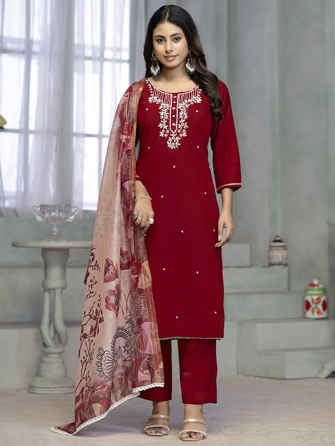 

Maroosh Women Embroidered Beads and Stones Straight Kurta Set With Dupatta, Red