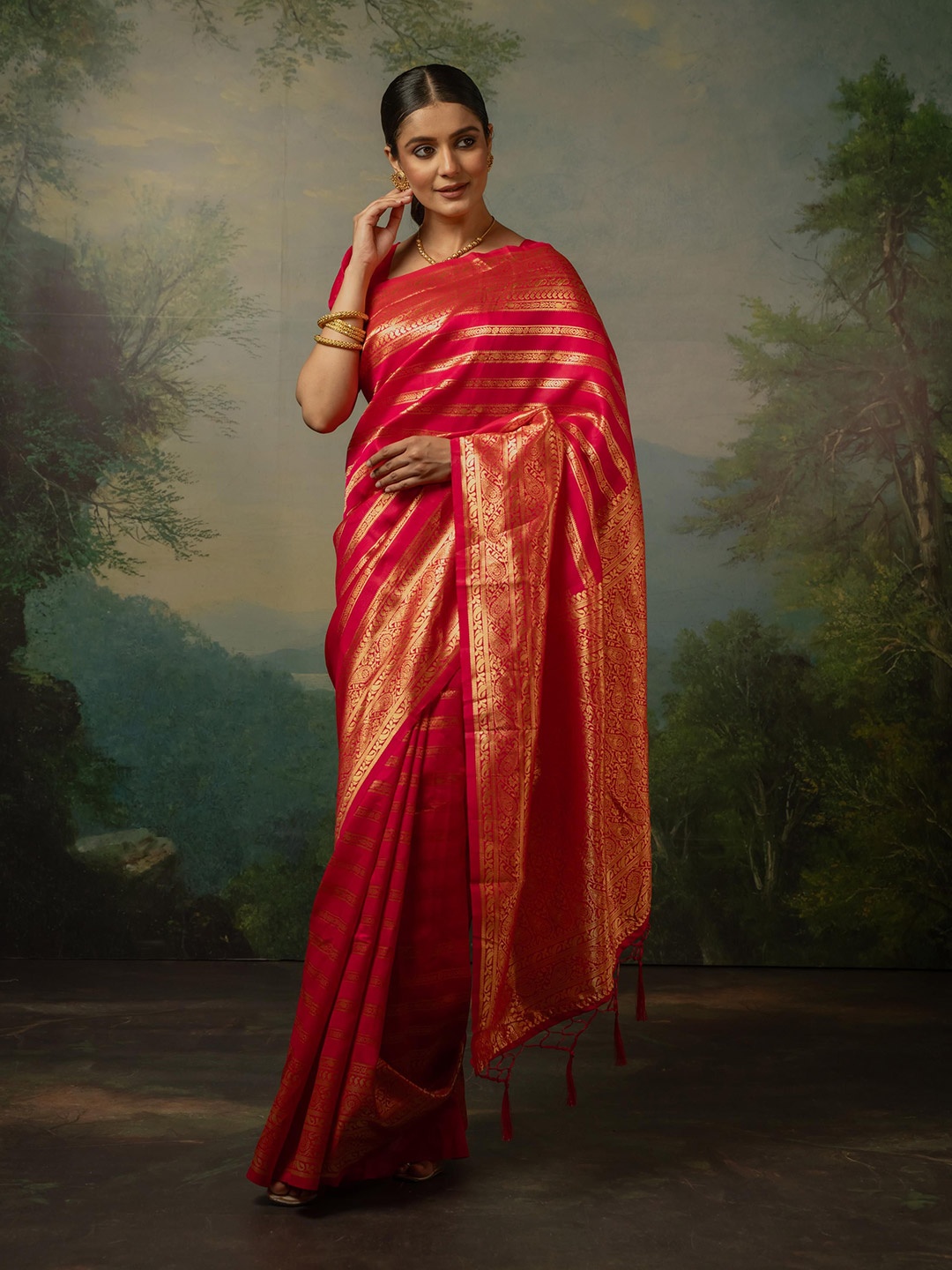 

Sangria Woven Design Kanjeevaram Celebrity Saree, Pink
