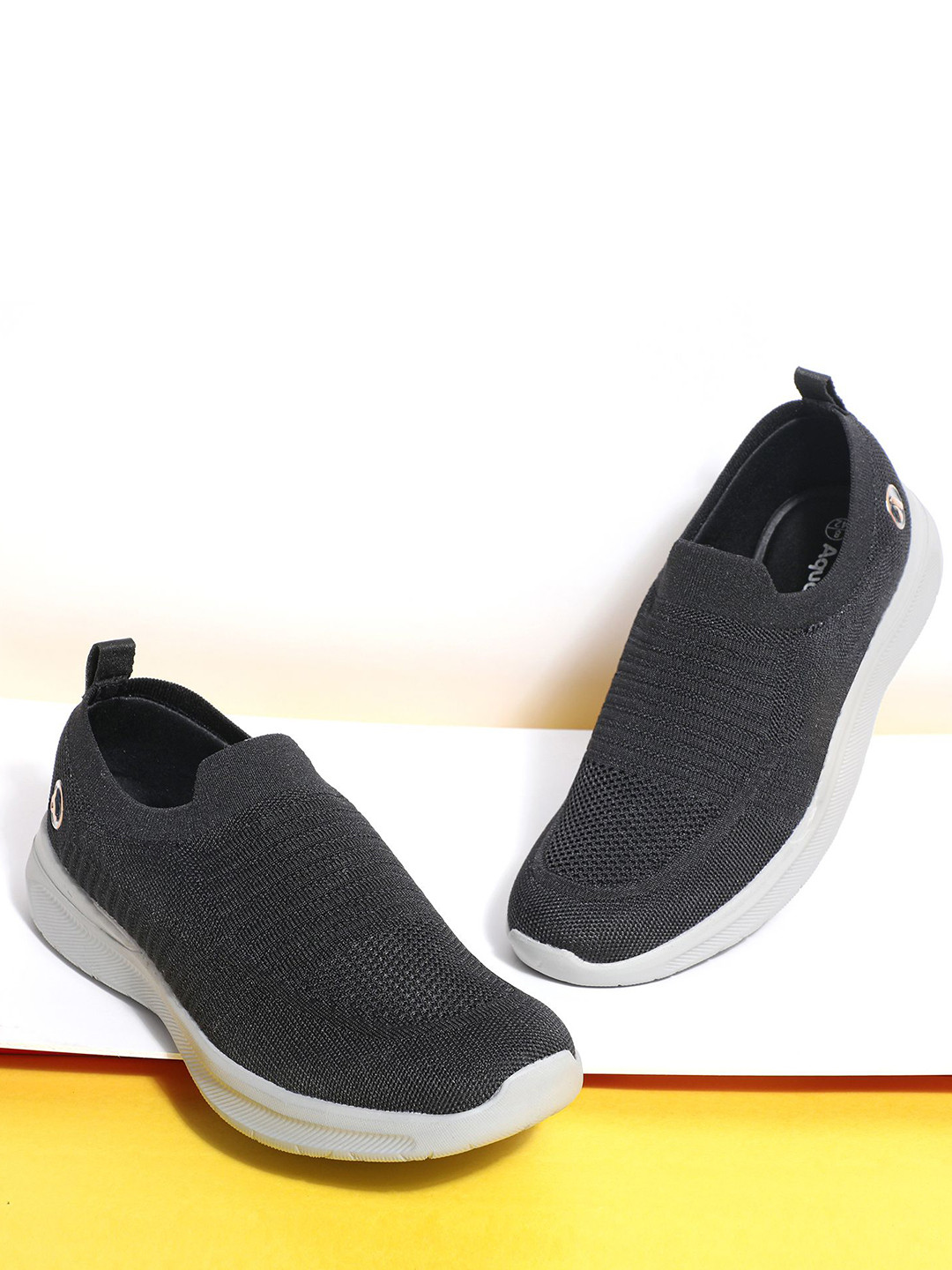 

Aqualite Men Solid Round Toe Slip-On Sneakers, Black