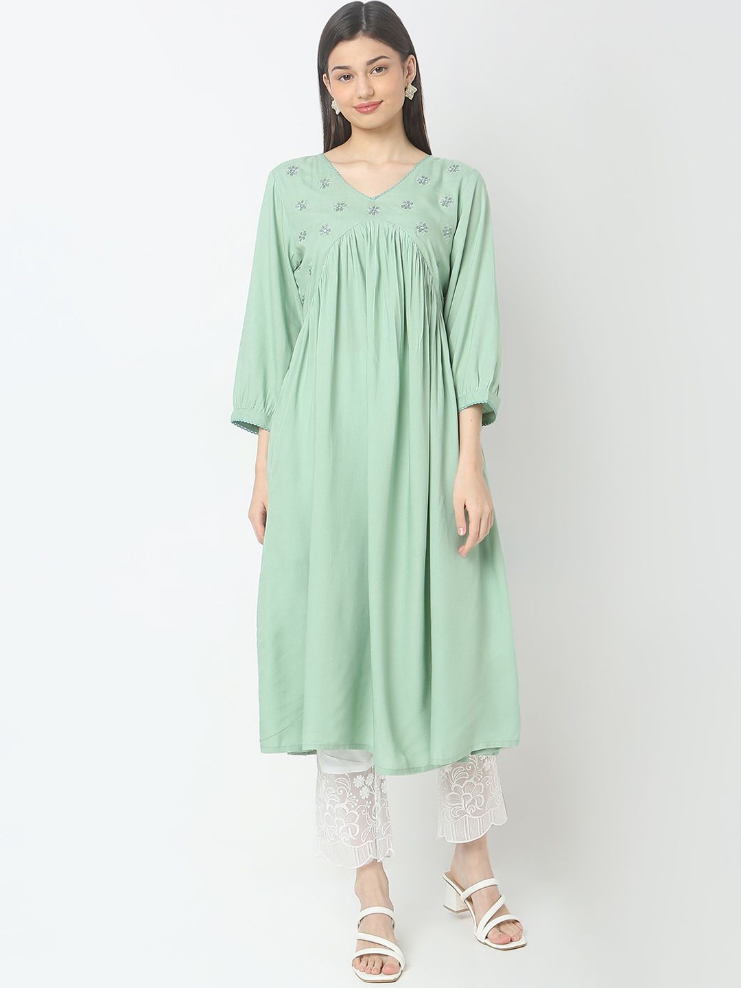 

Ethnicity Floral Embroidered Straight Kurta, Green