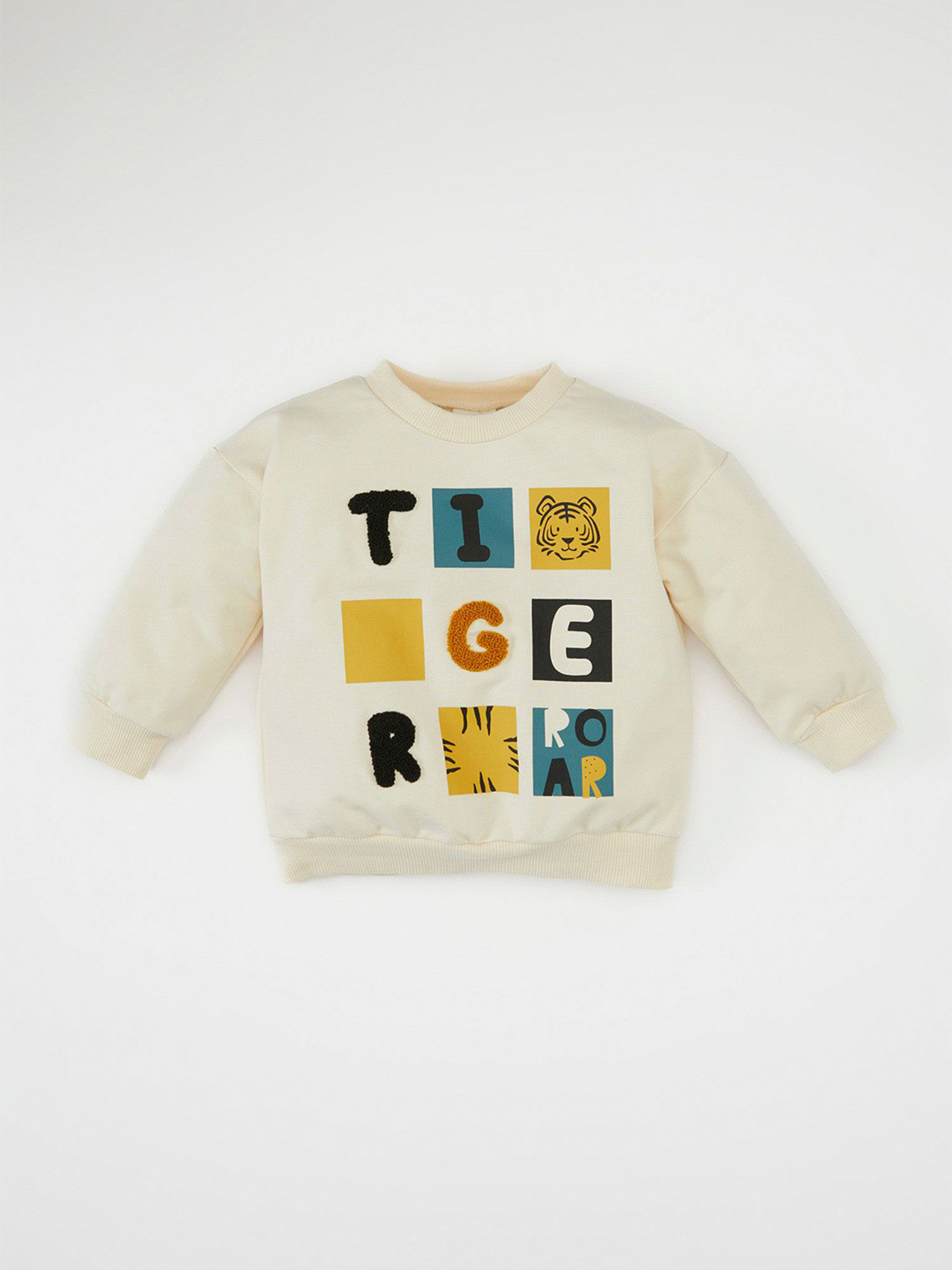 

DeFacto Boys Printed Sweatshirt, Cream