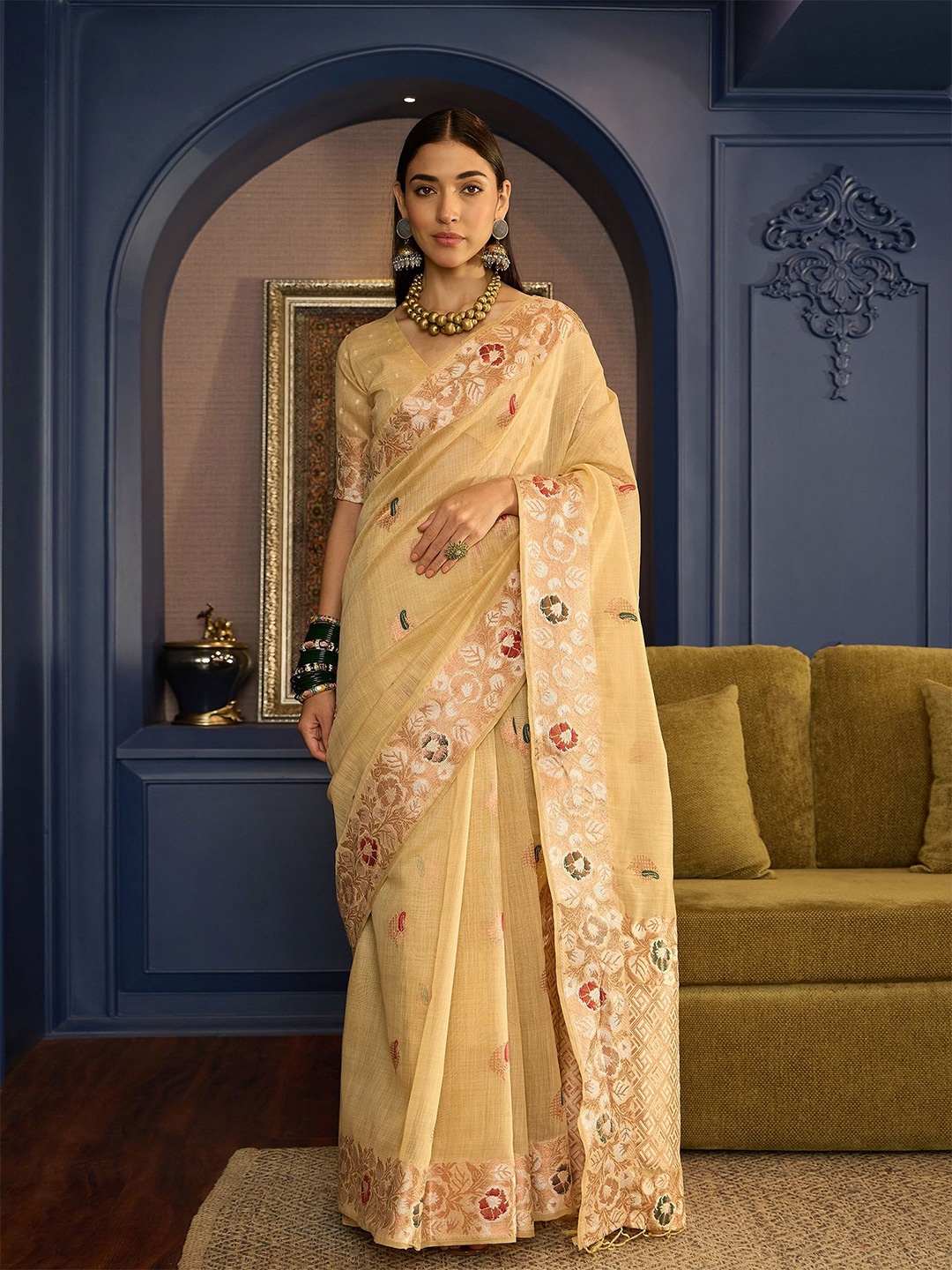 

Dori Woven Design Zari Banarasi Saree, Beige