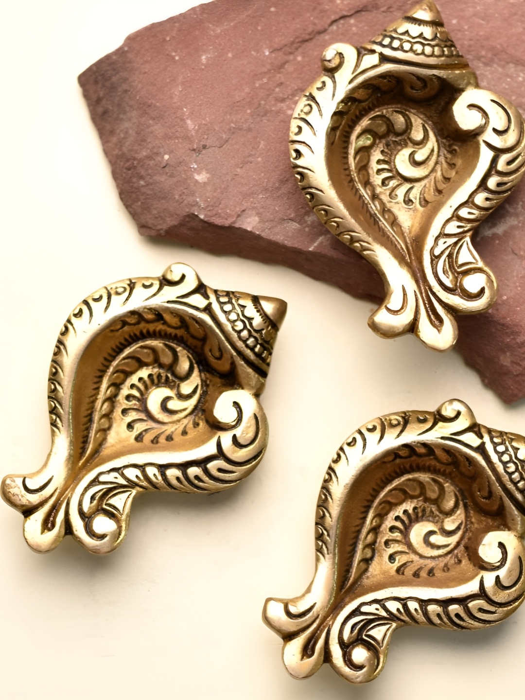 

Indianshelf Gold-Toned 3 Pieces Textured Brass Diwali Diyo Diya